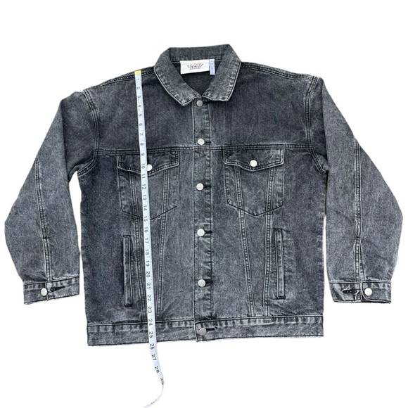 Black Looney Tunes Jean Jacket (L) - Picture 3 of 5